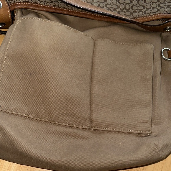 Coach 2000 Brown Signature Shoulder Bag - Picture 11 of 11
